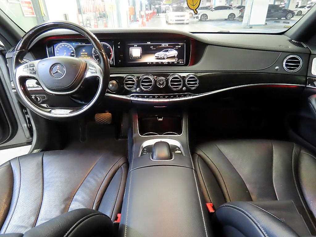 Mercedes Benz S Class - Vista 10