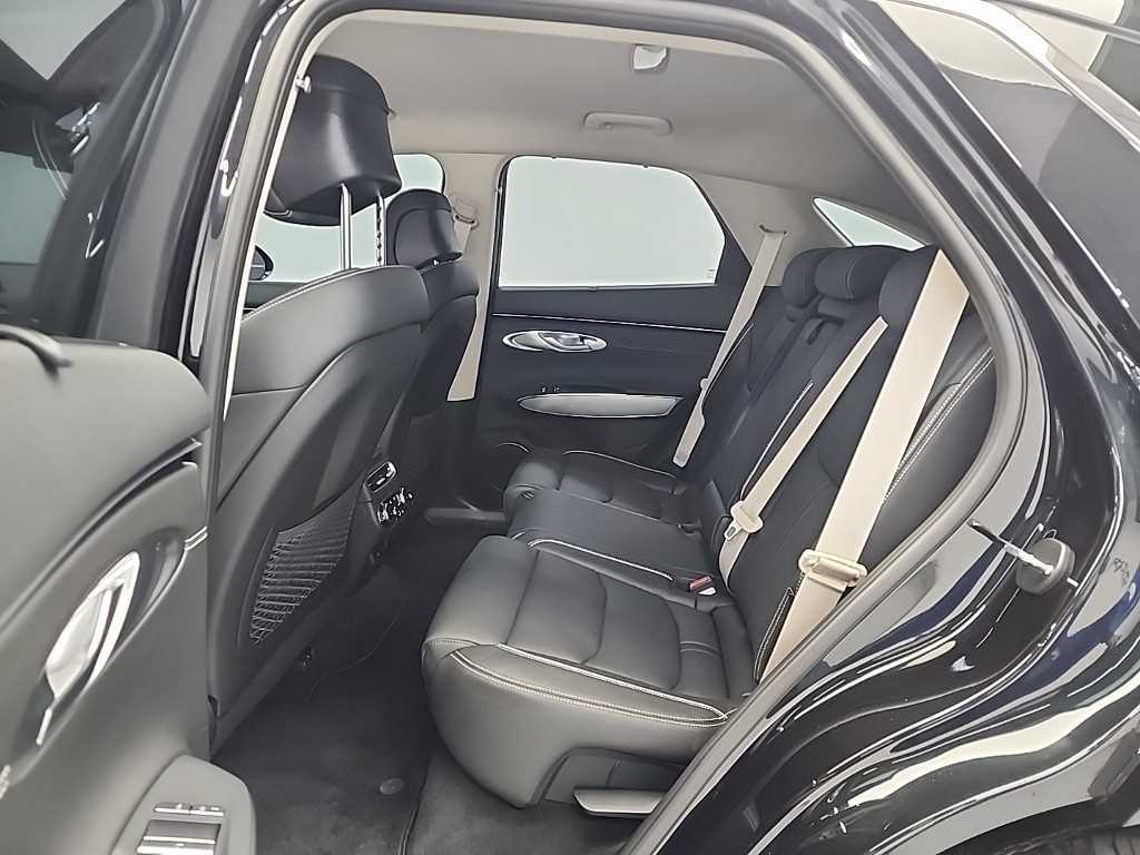 Genesis GV70 - Vista 12