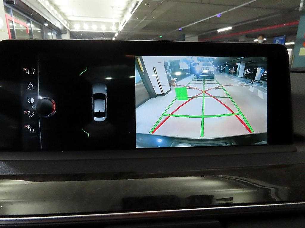 BMW 3 series 2017 Negro - Importación desde Corea - HF Imports Iquique - Foto 14