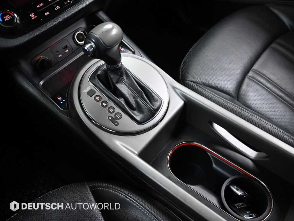 KIA Sportage - Vista 9