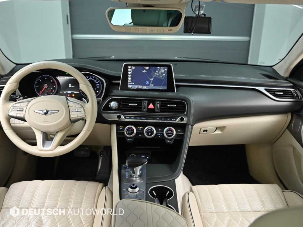 Genesis G70 - Vista 7