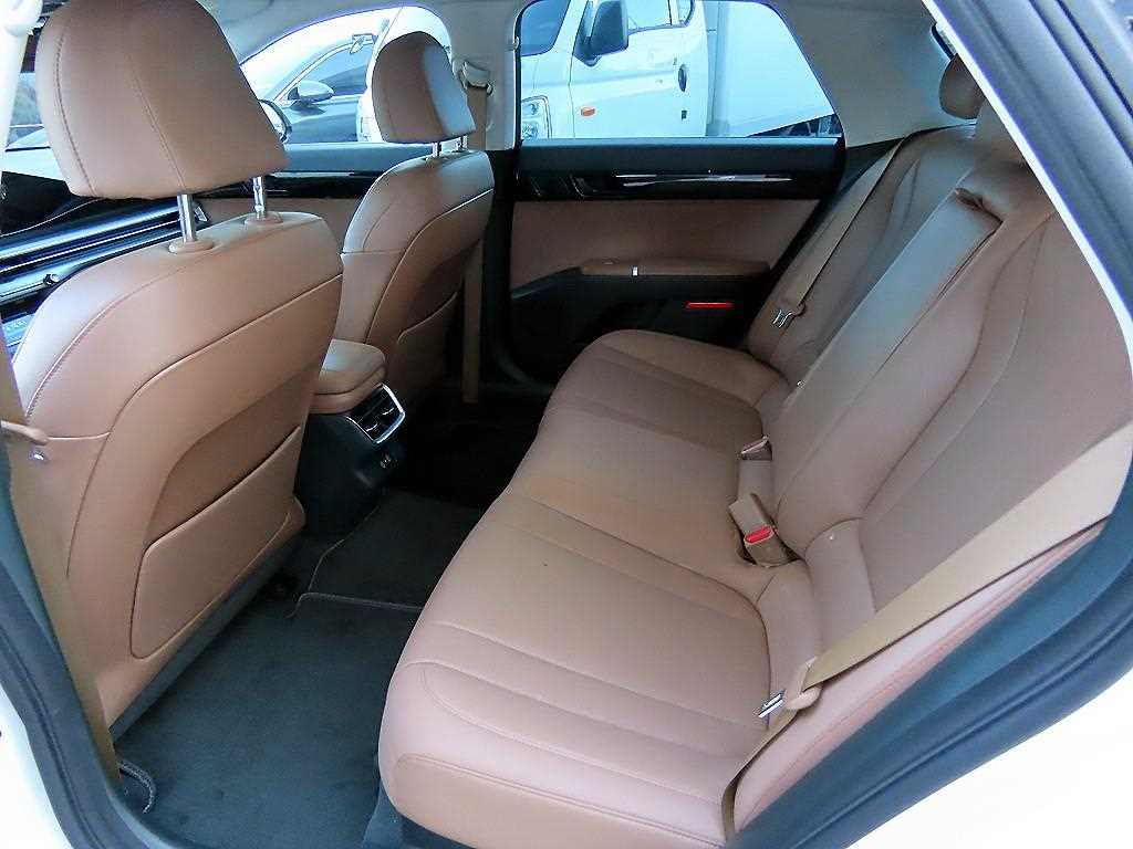 HYUNDAI Grandeur - Vista 6