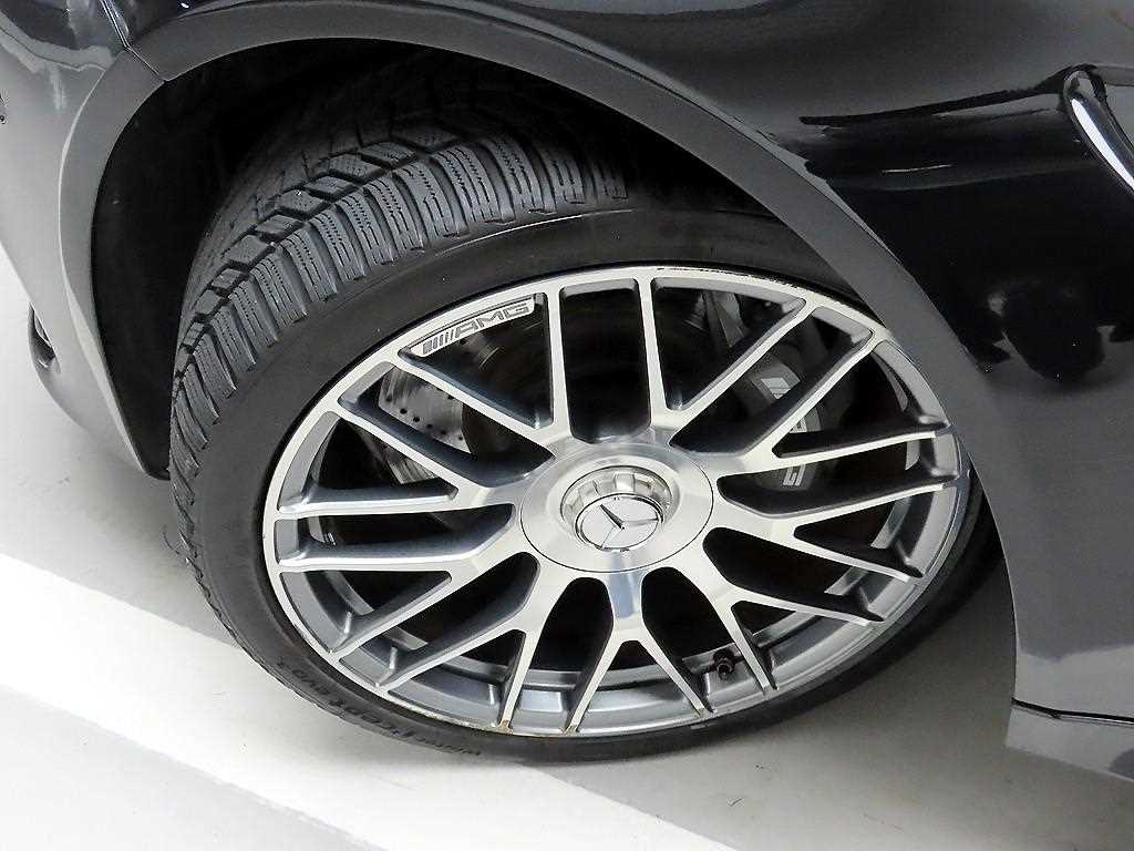 Mercedes Benz C Class 2017 Negro - Importación desde Corea - HF Imports Iquique - Foto 18