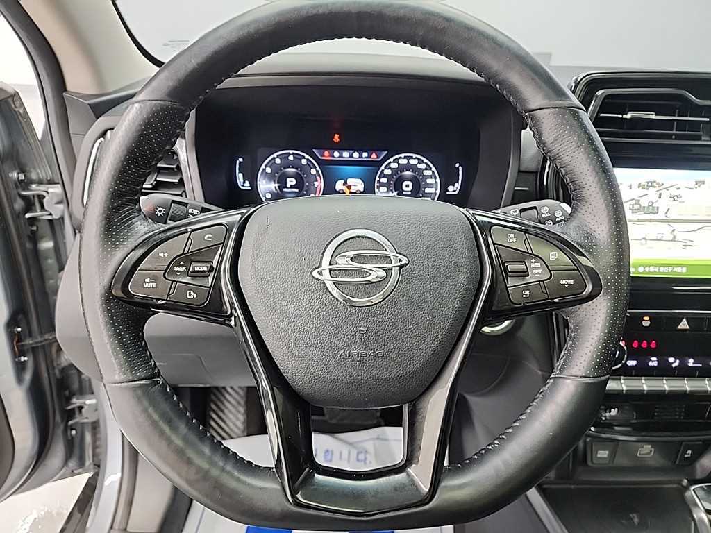 Ssangyong Tivoli - Vista 9