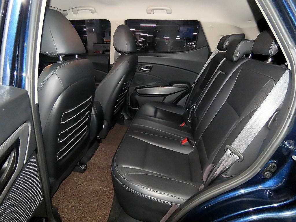 Ssangyong Tivoli - Vista 7