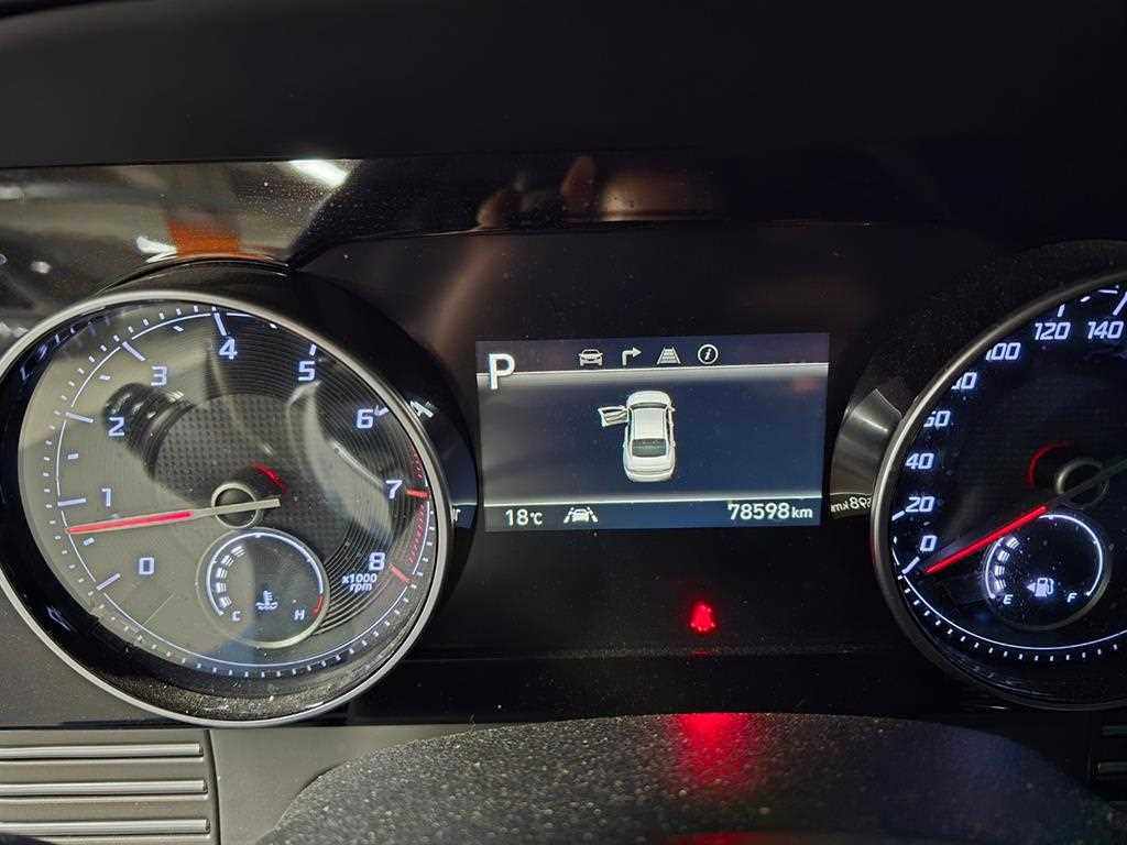 HYUNDAI Grandeur - Vista 7