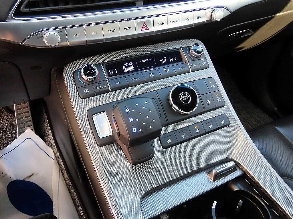 HYUNDAI Palisade - Vista 11