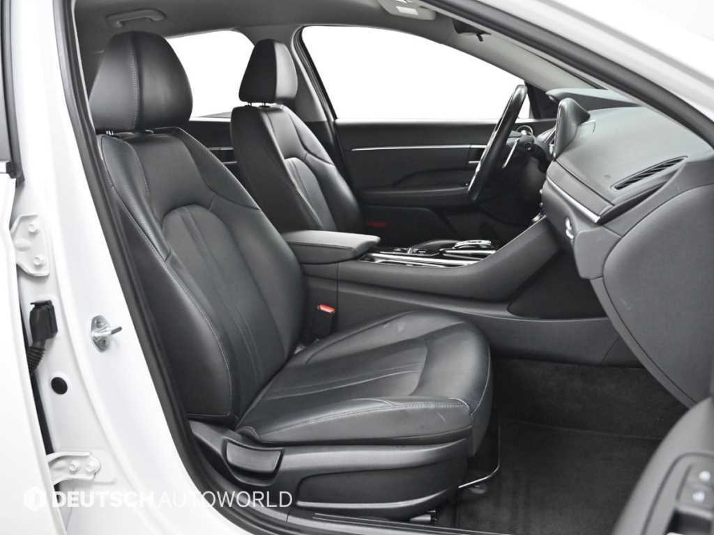 HYUNDAI Sonata - Vista 10