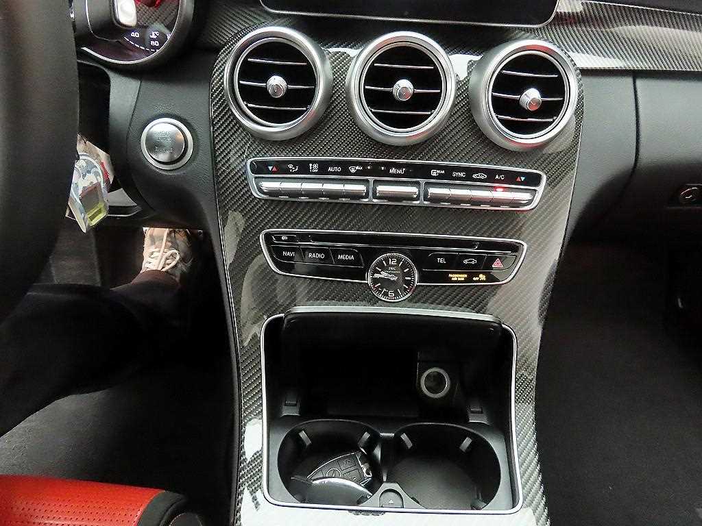 Mercedes Benz C Class - Vista 11