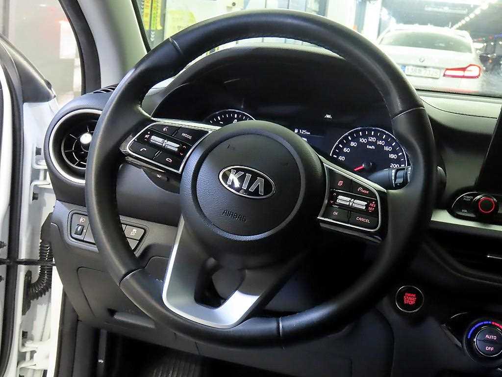 KIA K3 - Vista 8
