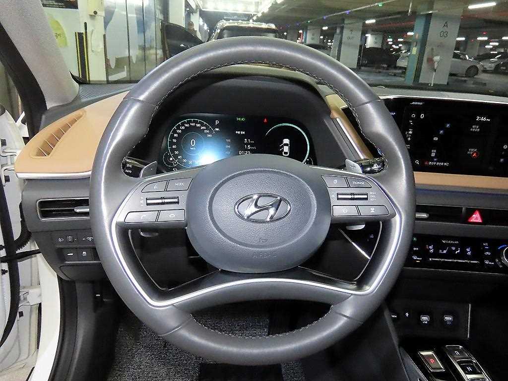 HYUNDAI Sonata - Vista 8