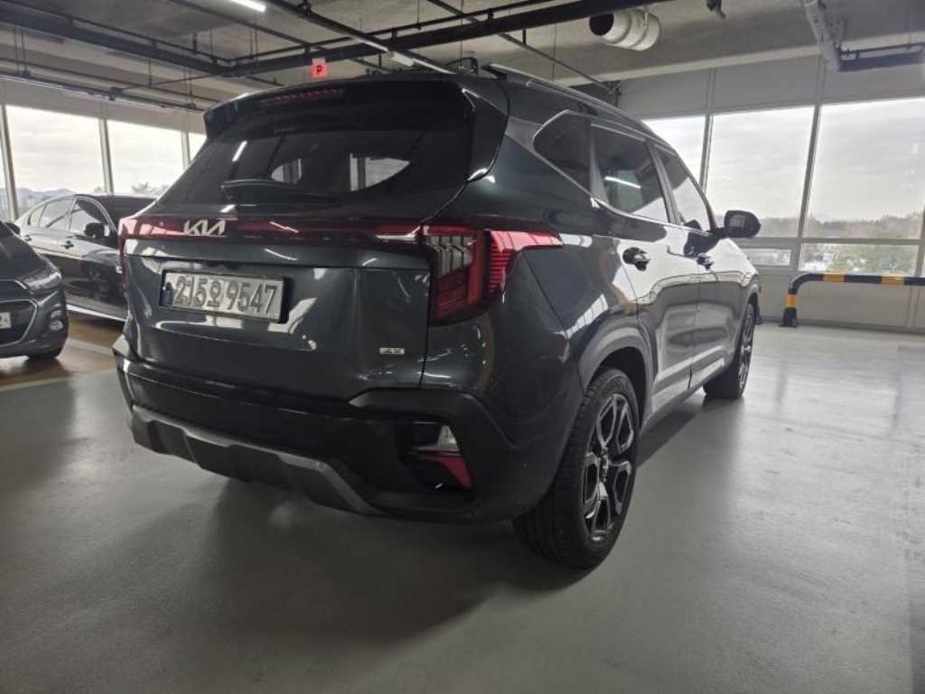 KIA Seltos - Vista 5