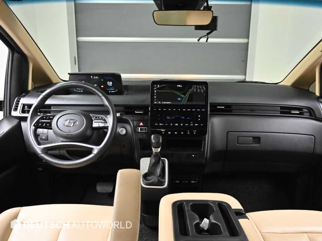 HYUNDAI Staria - Vista 7