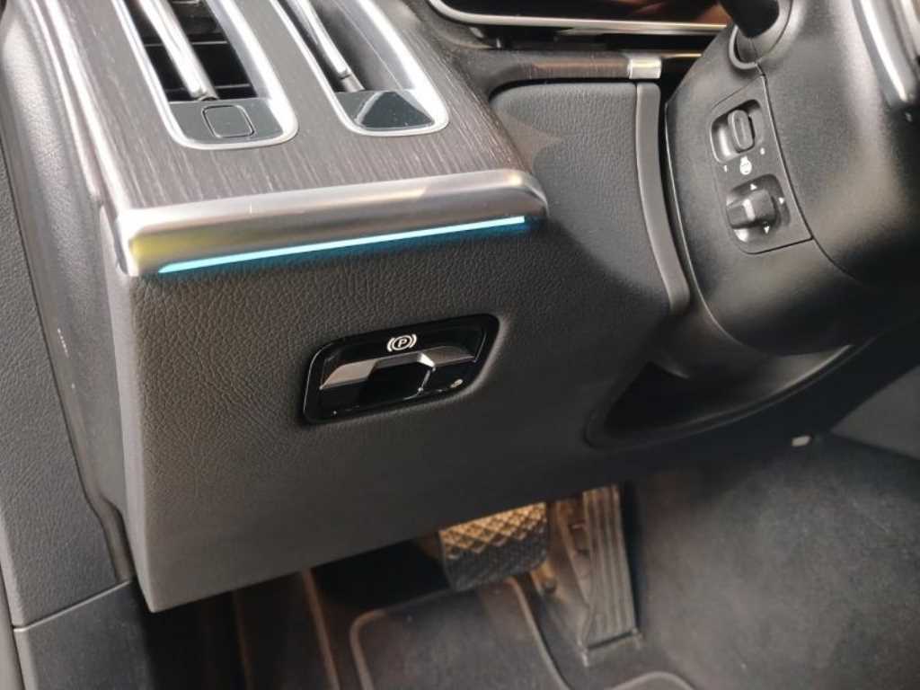 Mercedes Benz S Class - Vista 12