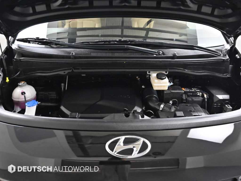 HYUNDAI Staria - Vista 6