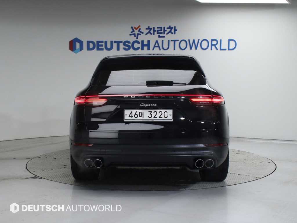 Porsche Cayenne - Vista 4