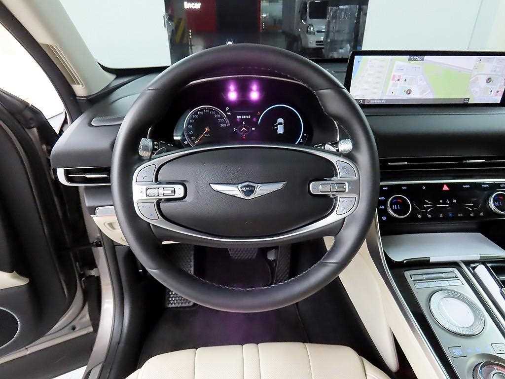 Genesis GV80 - Vista 9