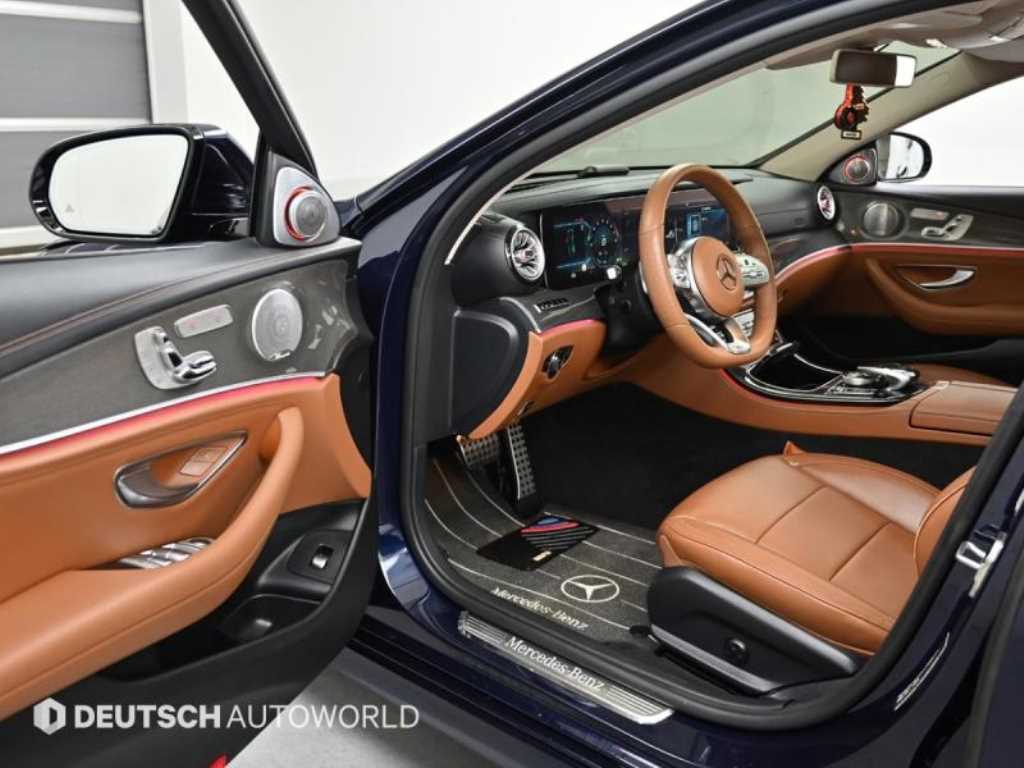 Mercedes Benz E class - Vista 11