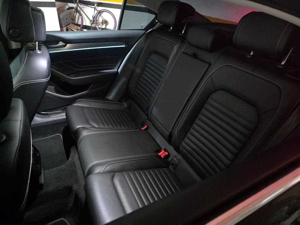 Volkswagen Passat - Vista 6