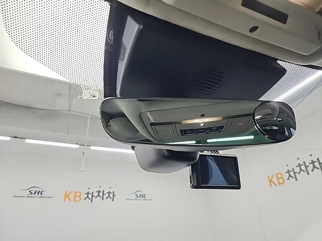 Jaguar XF 2019 Negro - Importación desde Corea - HF Imports Iquique - Foto 18