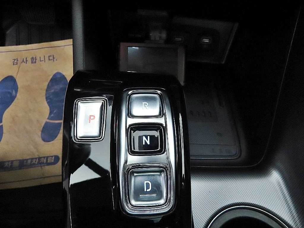 HYUNDAI Sonata - Vista 10