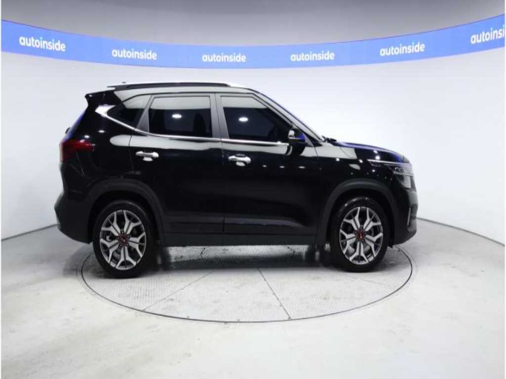 KIA Seltos - Vista 5