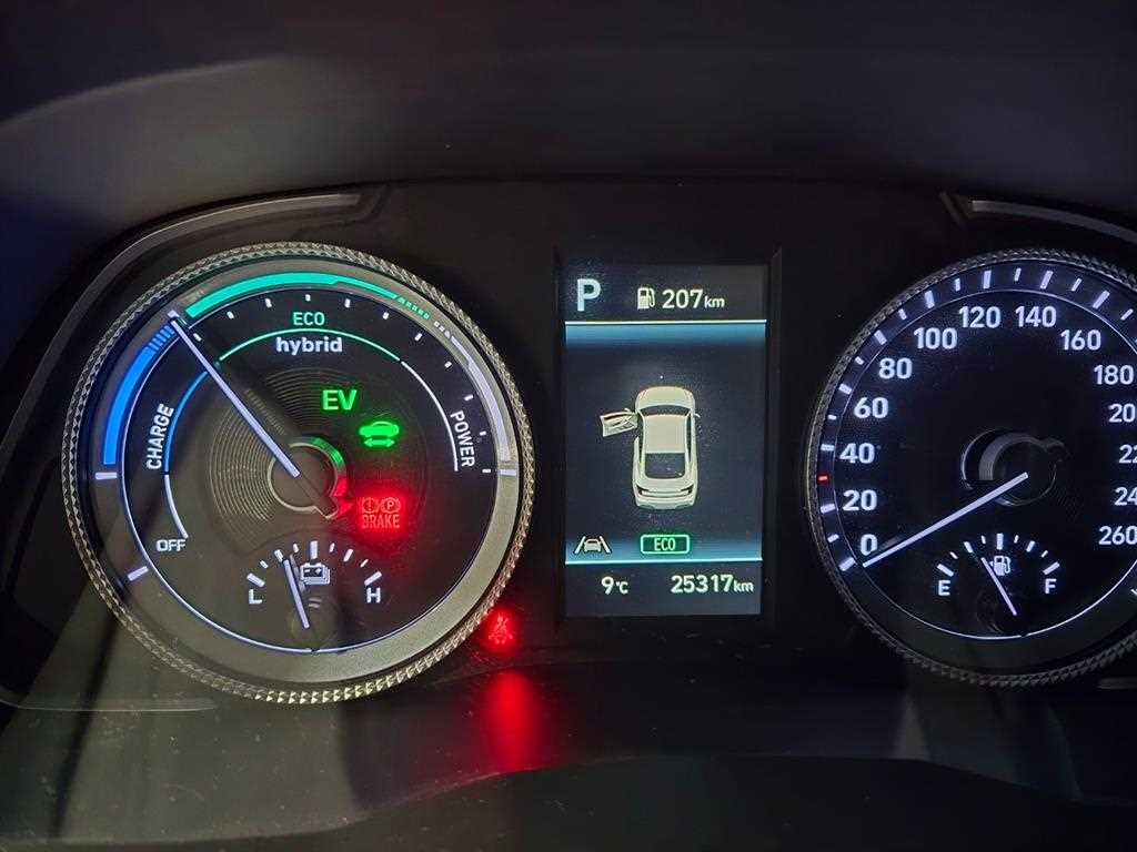 HYUNDAI Sonata - Vista 8