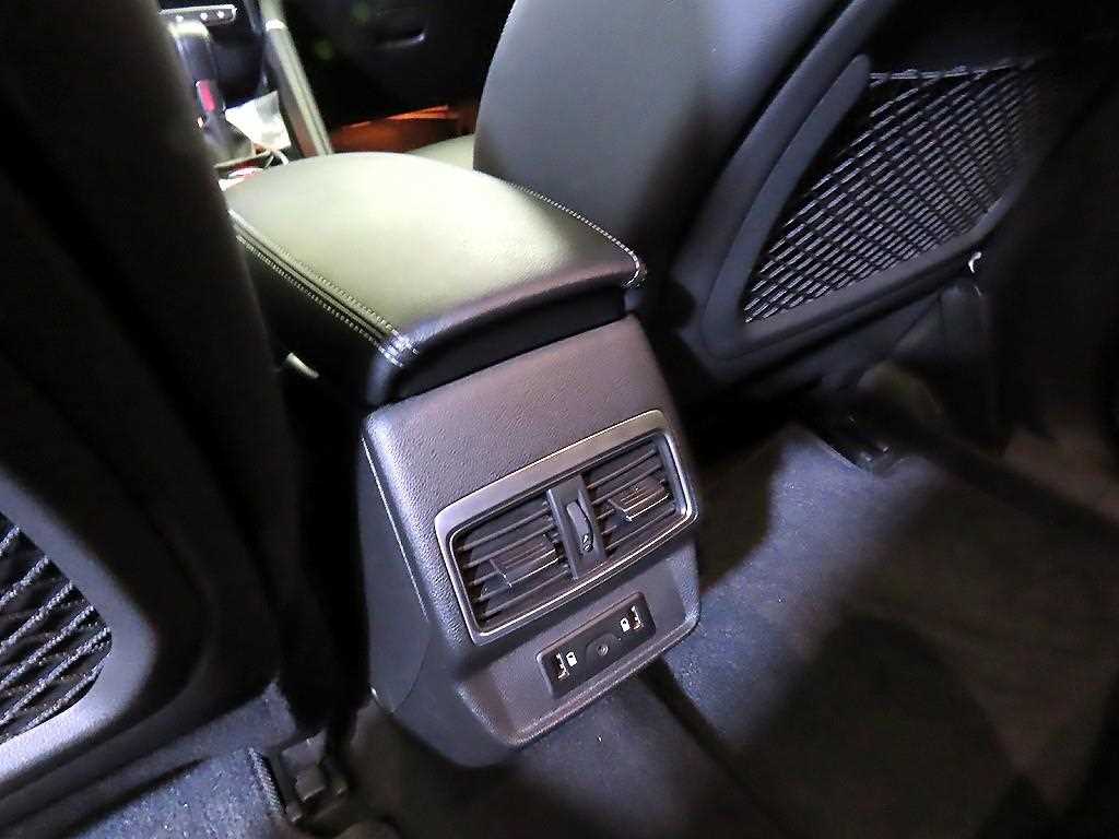 SAMSUNG QM6 2022 Blanco - Importación desde Corea - HF Imports Iquique - Foto 16