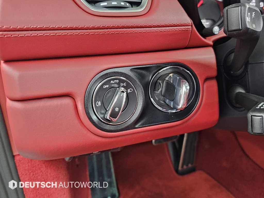 Porsche 718 - Vista 12