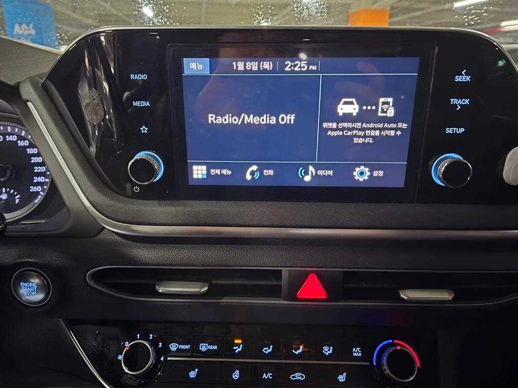 HYUNDAI Sonata - Vista 9