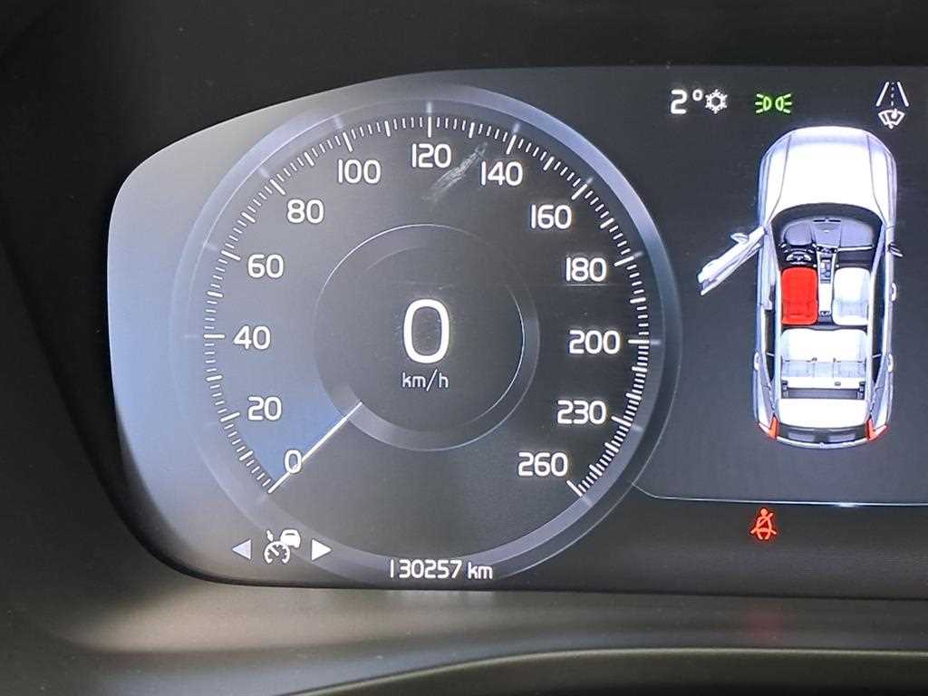 Volvo XC40 - Vista 8