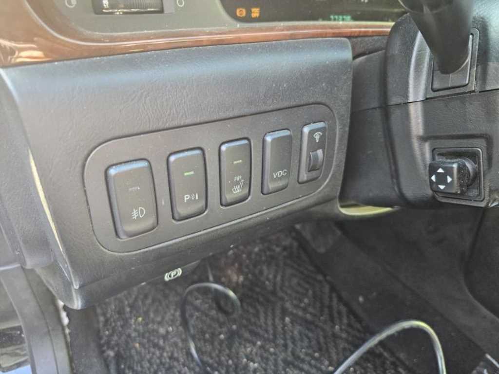 HYUNDAI Equus - Vista 4