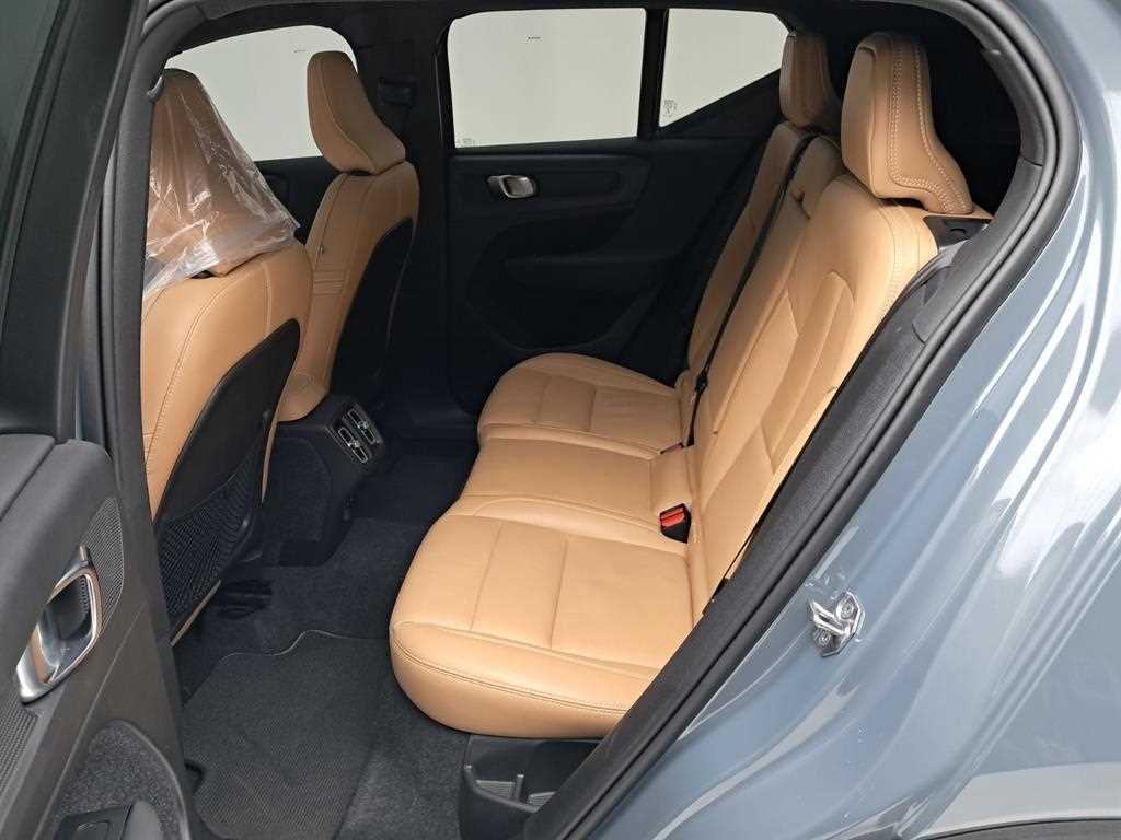 Volvo XC40 2020 Gris - Importación desde Corea - HF Imports Iquique - Foto 13