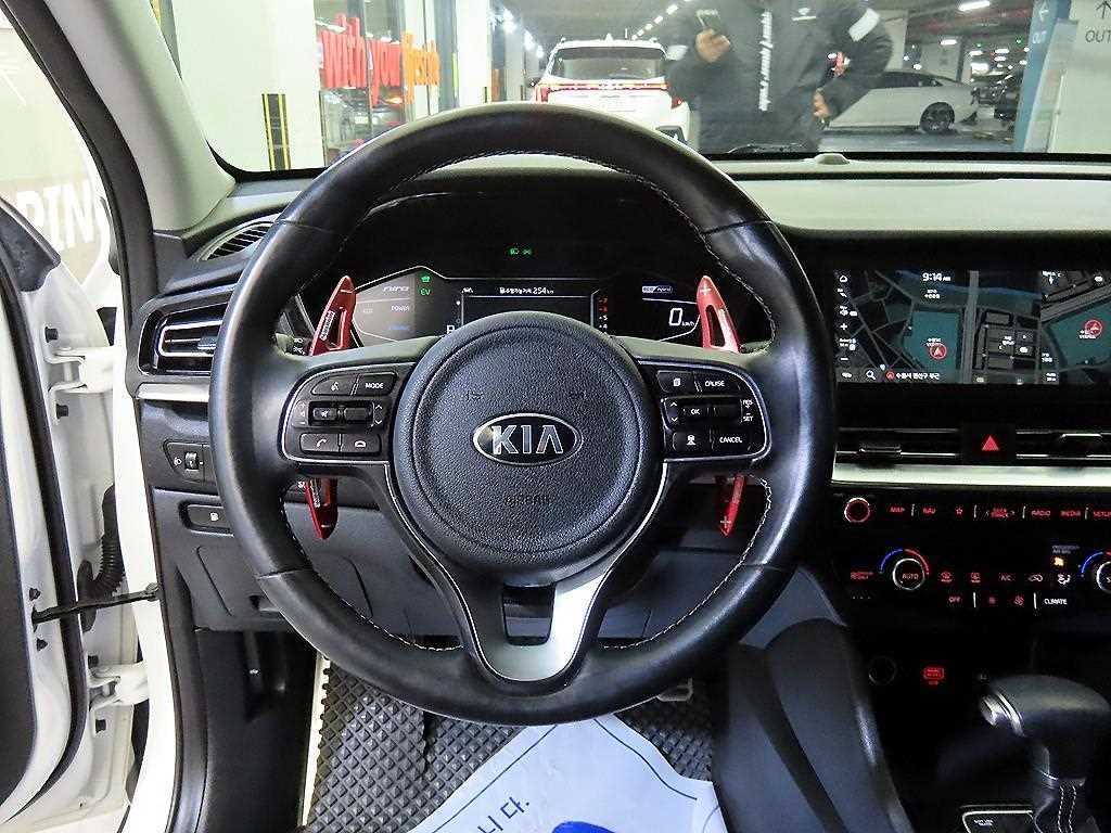 KIA Niro - Vista 8