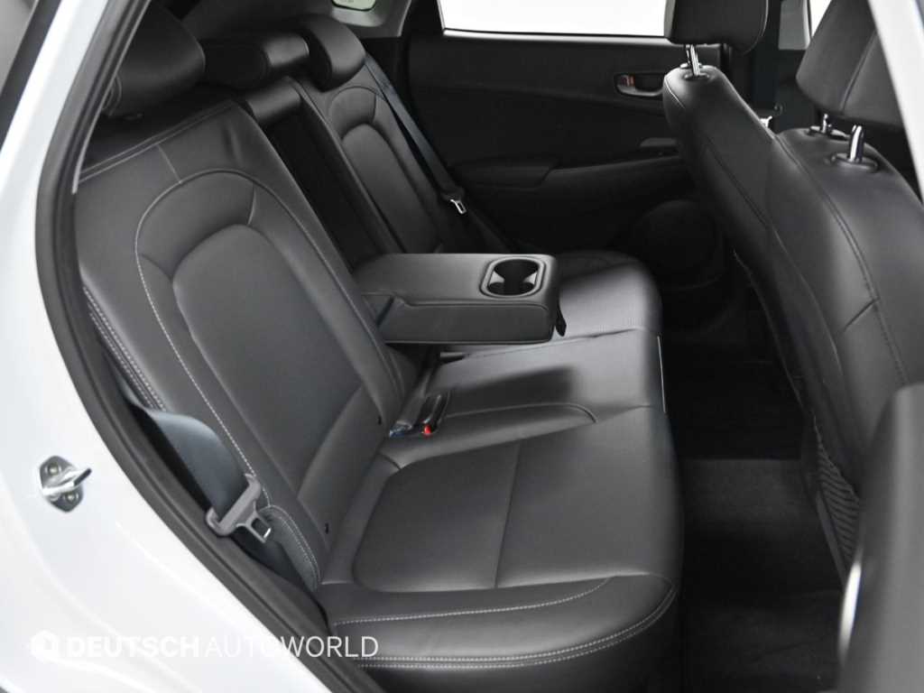 HYUNDAI Kona - Vista 12