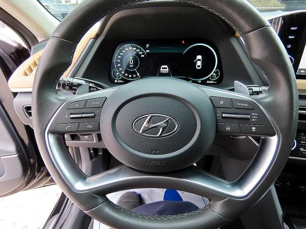 HYUNDAI Sonata - Vista 8