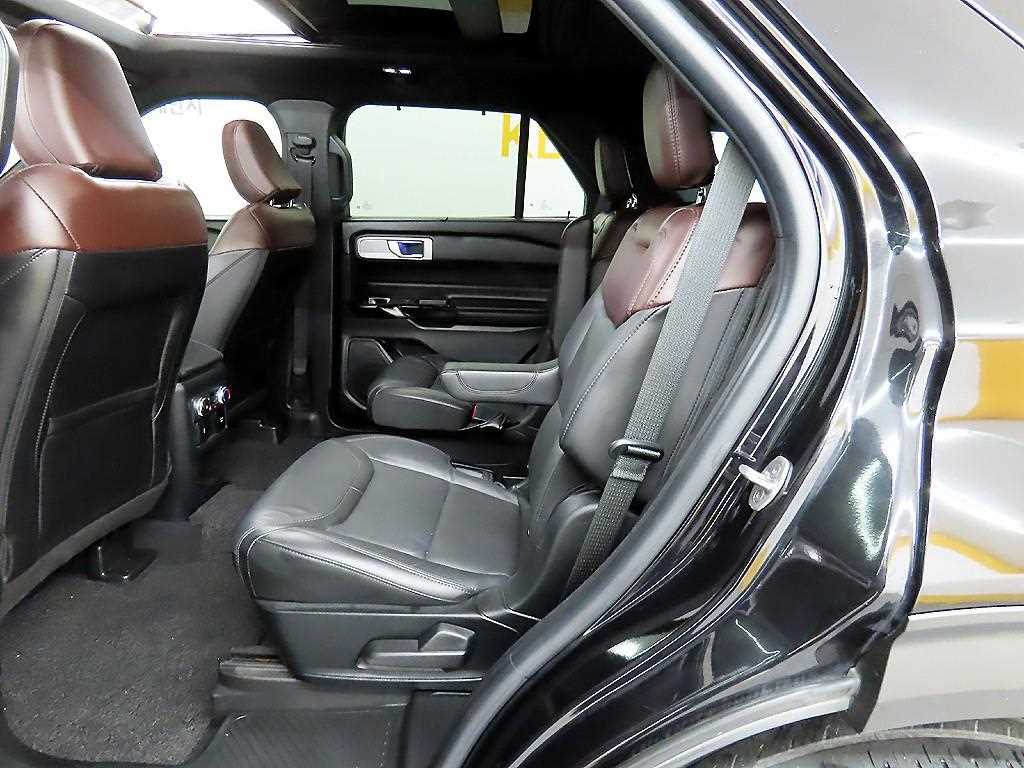 Ford Explorer - Vista 6