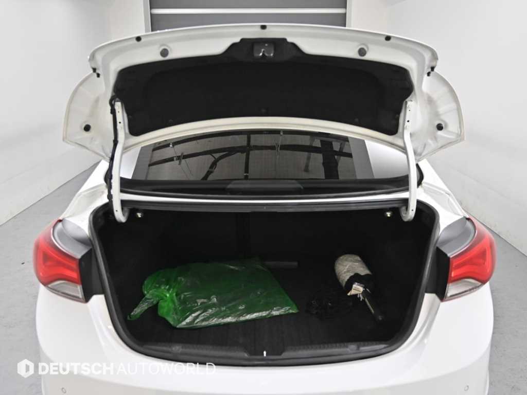 HYUNDAI Avante 2014 Blanco - Importación desde Corea - HF Imports Iquique - Foto 20