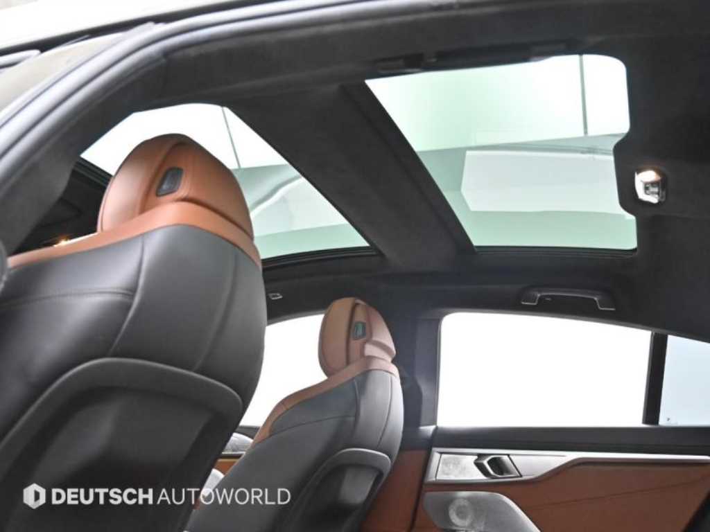 BMW 8 Series 2023 - Importación desde Corea - HF Imports Iquique - Foto 19