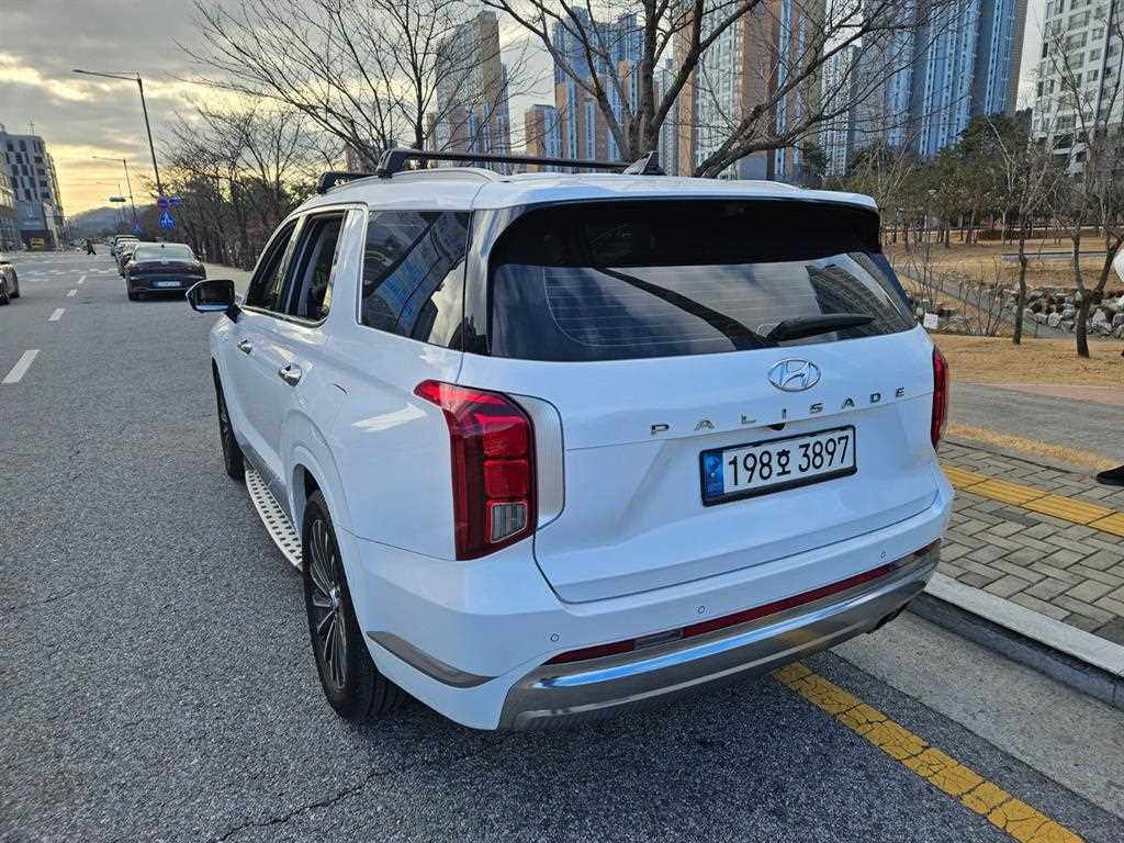HYUNDAI Palisade - Vista 5