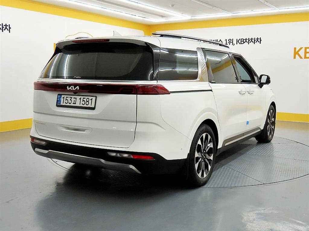 KIA Carnival - Vista 4