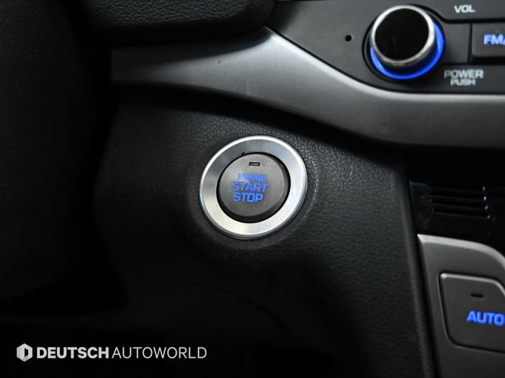 HYUNDAI Avante 2016 Azul - Importación desde Corea - HF Imports Iquique - Foto 16