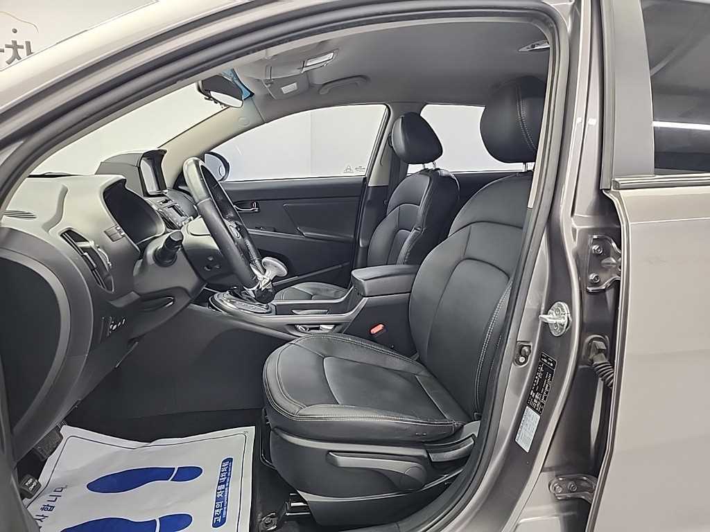 KIA Sportage - Vista 11