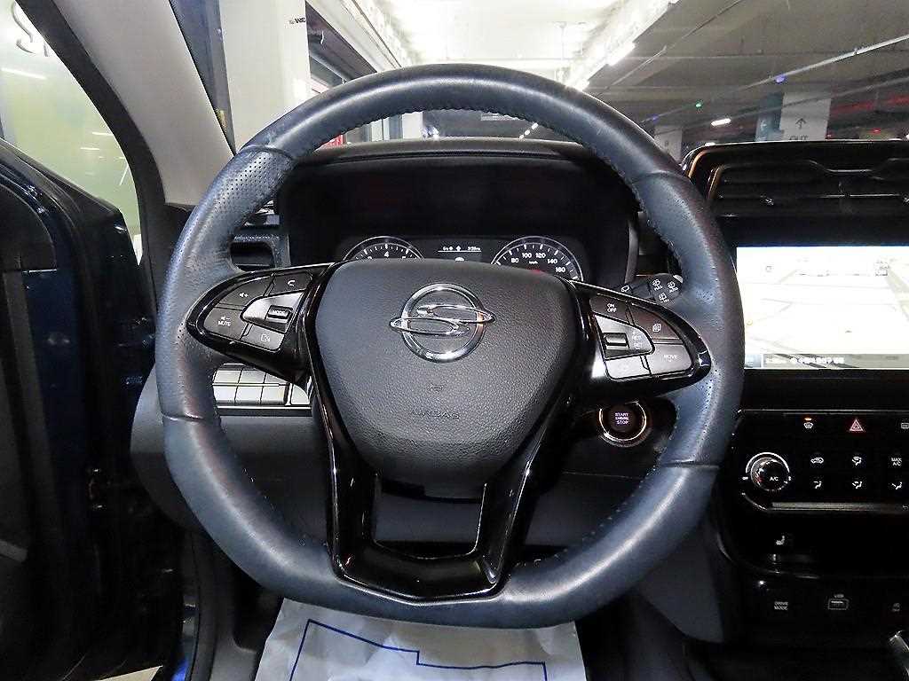 Ssangyong Tivoli - Vista 8