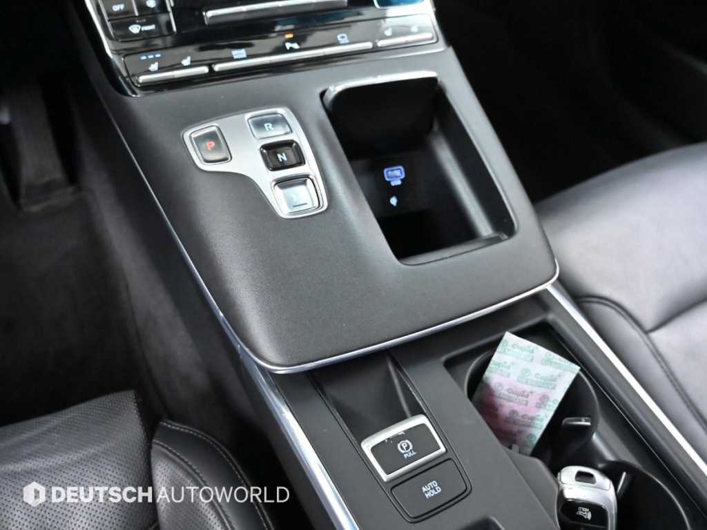 HYUNDAI Grandeur - Vista 9