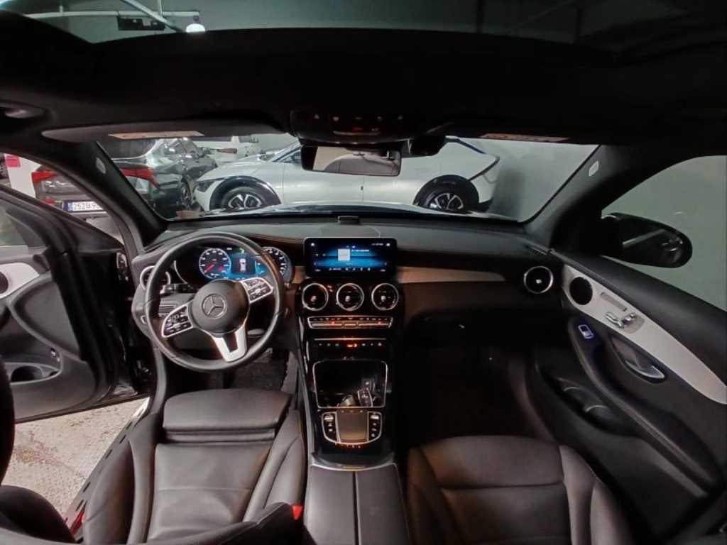 Mercedes Benz GLC Class - Vista 6