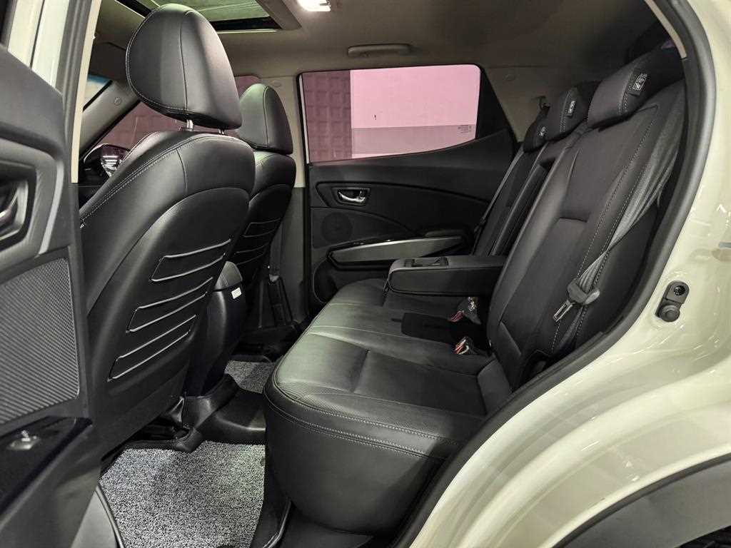 Ssangyong Tivoli - Vista 7