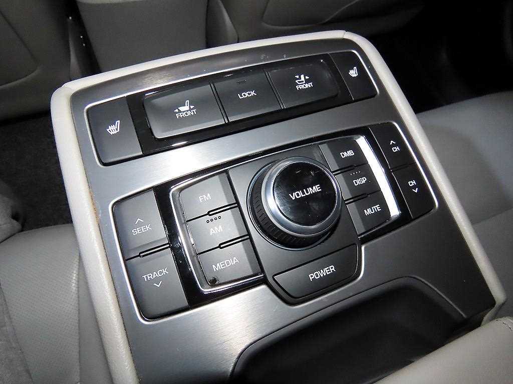 HYUNDAI Genesis 2015 Gris - Importación desde Corea - HF Imports Iquique - Foto 14