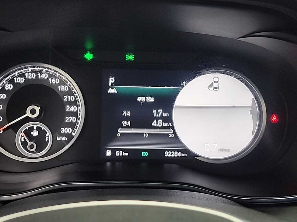 Genesis G70 - Vista 6