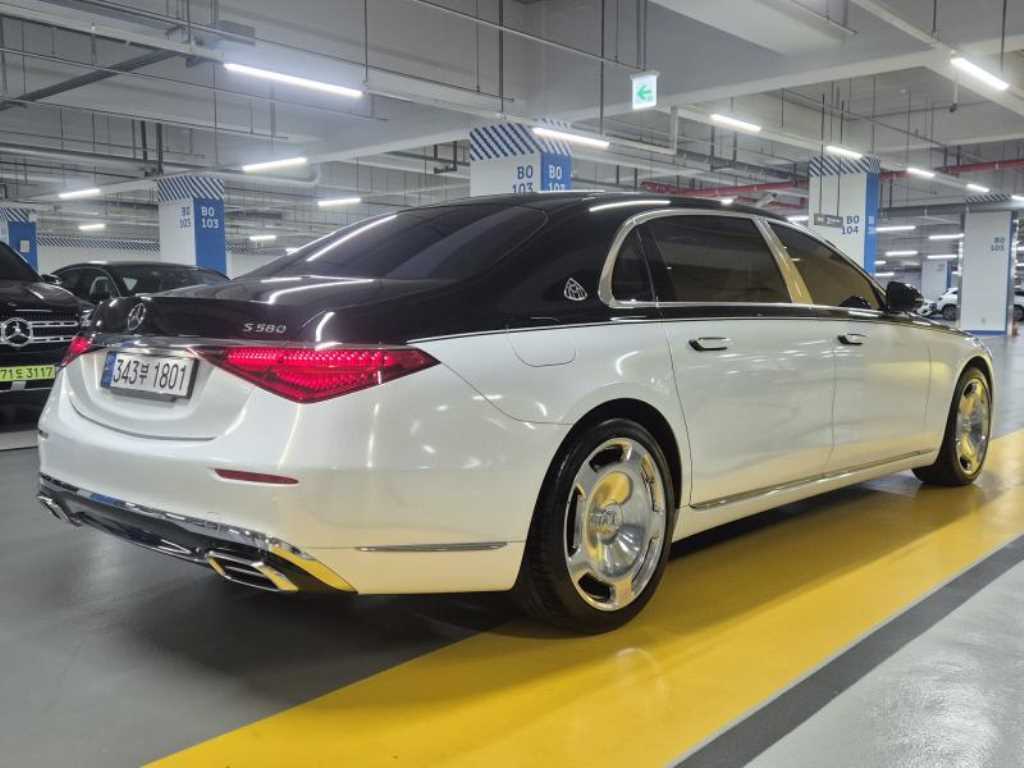 Mercedes Benz S Class - Vista 3